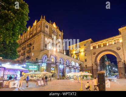 Kiev Kiev: main street Khreshchatyk, architettura stalinista in , di Kiev, Ucraina Foto Stock