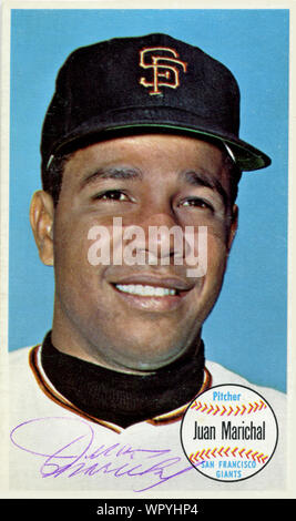 Firmato degli anni sessanta era scheda di baseball della Hall of Fame lanciatore Juan Marichal con i San Francisco Giants. Foto Stock