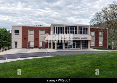 Maria F. mittente biblioteca al Potomac State College di West Virginia University, due anni di junior college affiliato come una divisione della West Virginia University si trova in De Keyser, West Virginia Foto Stock