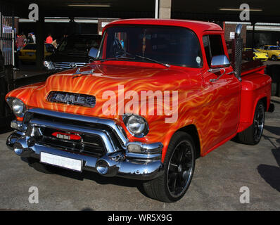 1957 Chevrolet Task Force sul display, Sud Africa Foto Stock
