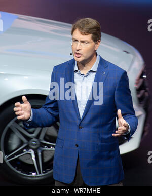 Il 10 settembre 2019, Assia, Frankfurt/Main: Ola Källenius, CEO di Daimler, parla durante la presentazione della Mercedes all'IAA. Foto: Lennart magazzino/dpa Foto Stock