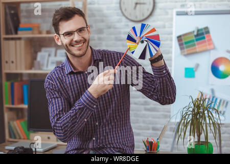 Graphic designer small business home office concetto scelta di colore Foto Stock