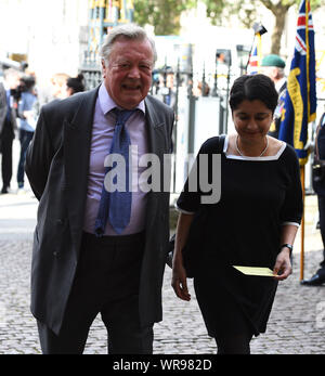 Kenneth Clarke e la Baronessa Shami Chakrabarti arriva per un servizio di ringraziamento per la vita e il lavoro di Lord Ashdown presso l Abbazia di Westminster a Londra. Foto di PA. Picture Data: martedì 10 settembre, 2019. Vedere PA storia MEMORIAL Ashdown. Foto di credito dovrebbe leggere:Kirsty O'Connor/PA FILO Foto Stock