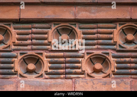 Close up di terracotta dettagli architettonici Foto Stock