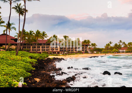 Koloa, Kauai HI - Aprile 25, 2008 - Lo Sheraton Resort sulla spiaggia di Koloa, Kauai, Hawaii, STATI UNITI D'AMERICA Foto Stock