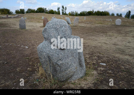 Una antica lapide del pre invasione mongolo in Kirghizistan. Foto Stock