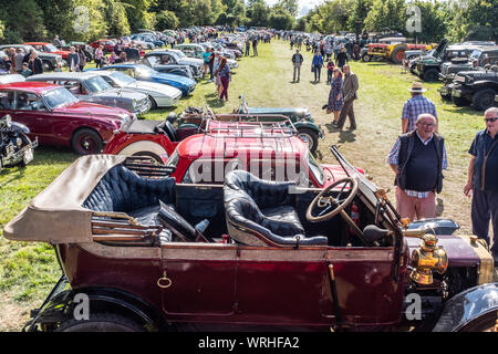 1905 Adler presso un Classic Car Show, Hinton bracci, Cheriton, Hampshire, Regno Unito Foto Stock