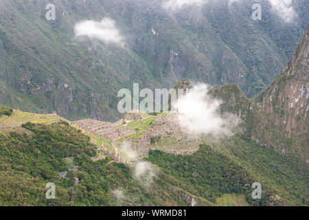 Vista del Machu Picchu da lontano Foto Stock