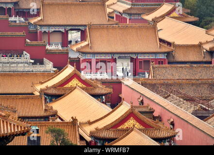 Palazzo della Città Proibita di cancelli e architettura tradizionale Cinese a Pechino, Cina Foto Stock