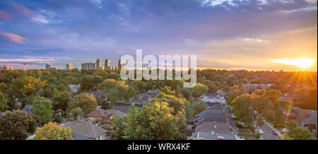 Upscale Eglinton e Forest Hill area residenziale ambita da medio e di classe superiore famiglie così come gli sviluppatori di Ontario Foto Stock