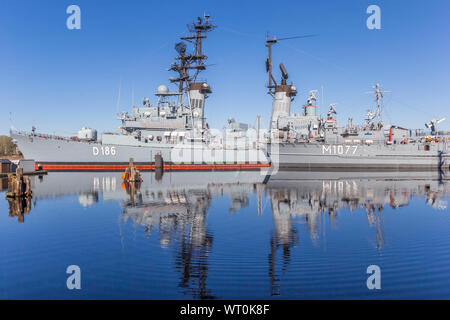 Corazzata presso il museo della marina di Wilhelmshaven, Germania Foto Stock