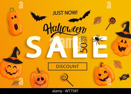 Halloween Vendita banner. Proprio ora grossi sconti, poster con simboli di vacanza zucche caratteri, bat, CANDY. Gli inviti per lo shopping con il gioco. Illustrazione Vettoriale