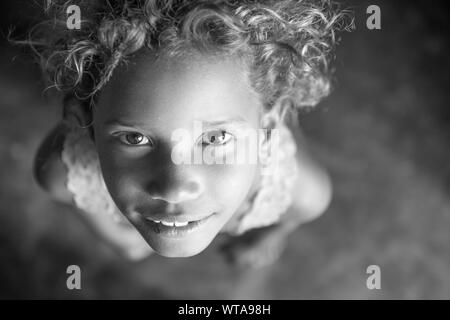 Bella ragazza a nord-est brasiliano quilombo Foto Stock