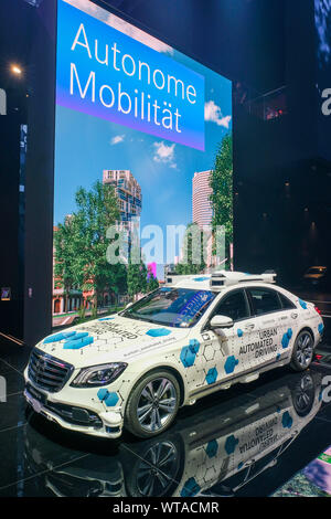 Mercedes Benz urbano guida autonoma auto presso la IAA 2019 Salone internazionale dell'automobile, Frankfurt am Main, Germania Foto Stock