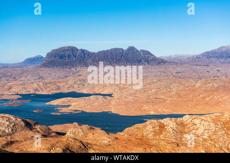 Suilven un telecomando scozzese in montagna Sutherland nel Nord Ovest Highlands della Scozia Foto Stock