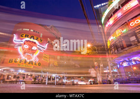 Saigon il traffico nel centro cittadino Foto Stock