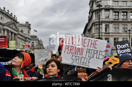 Il popolo del clima Cnange marzo nella zona centrale di Londra, Regno Unito. Foto Stock