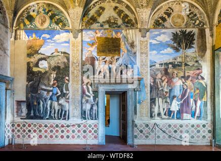 Affreschi in omaggio alla dinastia dei Gonzaga di Andrea Mantegna, 1465-1474, Rinascimento, Camera degli Sposi, il Castello di San Giorgio a Palazzo Ducale Foto Stock