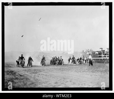 Gare motociclistiche, Benning, Md. Labor Day, 1916 Foto Stock
