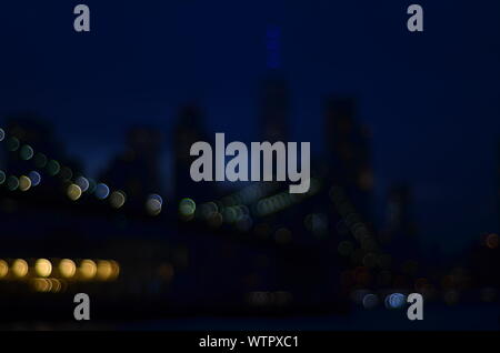 WTC omaggio di luci di New York il 11 settembre 2019. Foto Stock