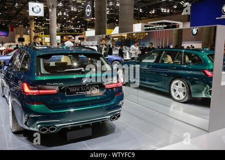 Francoforte, Germania. 26 Mar, 2017. La casa automobilistica tedesca alpina visualizza la BMW Alpina B3 Touring Allrad SWITCH-Tronic al 2019 Internationale Automobil-Ausstellung (IAA). (Foto di Michael Debets/Pacific Stampa) Credito: Pacific Press Agency/Alamy Live News Foto Stock