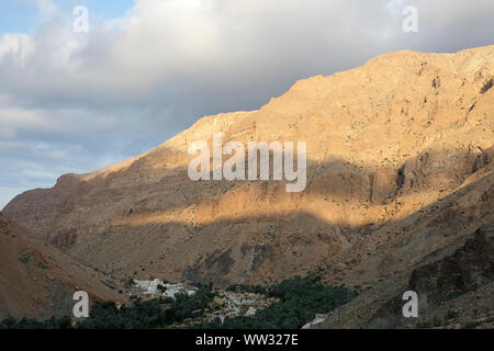 Montagne di Wadi Tiwi, Oman Foto Stock