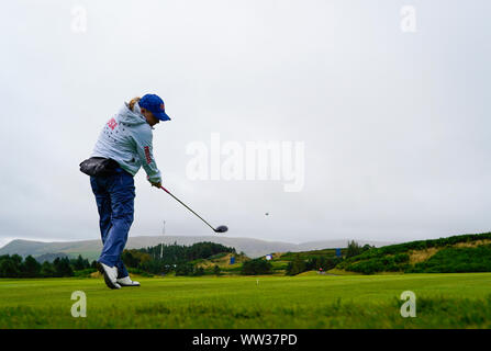 Auchterarder, Scotland, Regno Unito. Il 12 settembre 2019. Ultimo giorno di pratica a 2019 Solheim Cup su Centenary a Gleneagles. Nella foto; Morgan Pressel aziona verso il basso 2a fairway. Iain Masterton/Alamy Live News Foto Stock