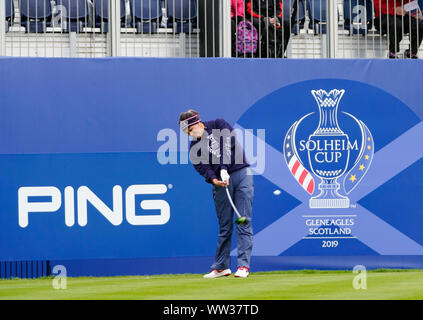 Auchterarder, Scotland, Regno Unito. Il 12 settembre 2019. Ultimo giorno di pratica a 2019 Solheim Cup su Centenary a Gleneagles. Nella foto; Annie Park sul primo tee. Iain Masterton/Alamy Live News Foto Stock