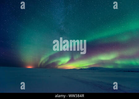 Northern lights aurora boreale in inverno Foto Stock