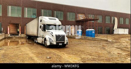 Carrello merci industria. Volvo Truck in Chicago. Foto Stock