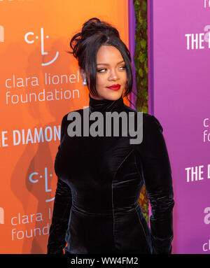 New York, NY - Settembre 12, 2019: Rihanna assiste quinto annuale sfera di diamante che beneficiano della Clara Lionel Foundation presso Cipriani Wall Street Foto Stock