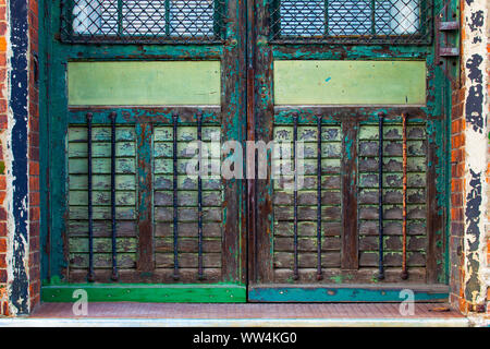 Rampa di carico di un magazzino nella Speicherstadt di Amburgo. Foto Stock