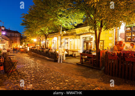 Belgrado, Serbia - agosto 07: Skadarlija (Skandarska), Belgrado il quartiere pieno di ristoranti e caffetterie il 7 agosto 2019 in Serbia Foto Stock