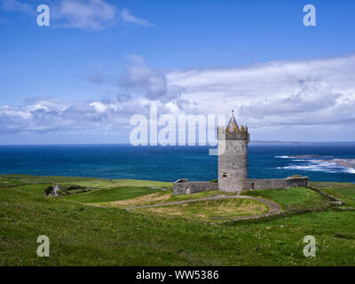 Irlanda, County Clare, O'Brians Torre vicino a Doolin Foto Stock