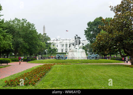 Washington DC, Stati Uniti d'America - 9 Giugno 2019: Lafayette Square a Washington in un giorno di pioggia. Foto Stock