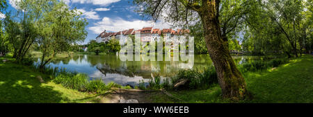 Panorama di stagno e la città vecchia di Wil, San Gallo Foto Stock