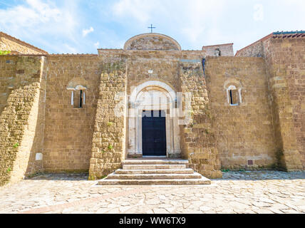 Sovana (Italia) - Una piccola etrusca e medievale Borgo in pietra nel comune di Sorano, provincia di Grosseto, Regione Toscana; attrazione turistica. Foto Stock