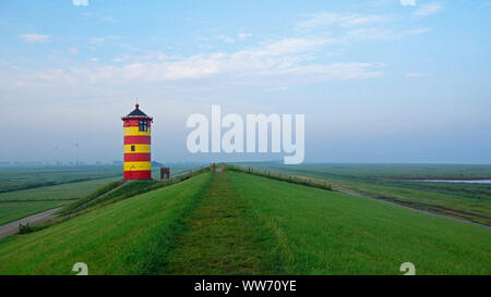 Faro Pilsumer, Pilsum, Frisia orientale, Bassa Sassonia, Germania Foto Stock