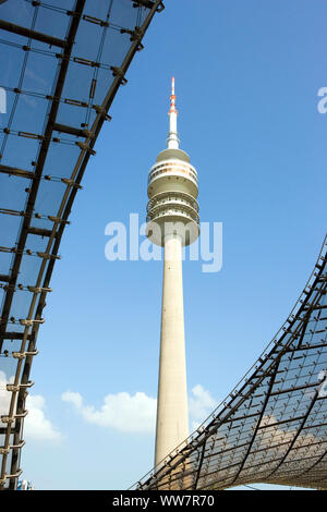 La Olympic tower a Monaco di Baviera Foto Stock