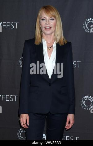 Marg Helgenberger presso gli arrivi per caduta PaleyFest TV Anteprime: CBS presenta tutti salire e BOB CUORI ABISHOLA, Paley Centre for Media, Beverly Hills, CA, 12 settembre 2019. Foto di: Priscilla concedere/Everett Collection Foto Stock