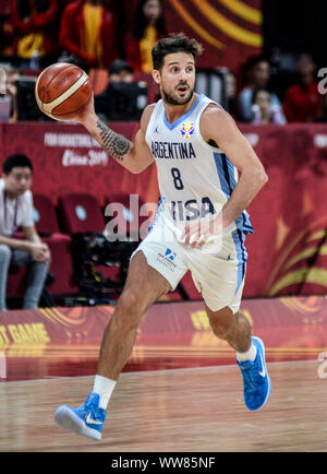 Nicolás Laprovittola (Argentina) vs. Francia. Pallacanestro FIBA World Cup Cina 2019, Semifinali Foto Stock