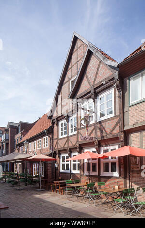 Metà storico-case con travi di legno in LÃ¤mmertwiete, Harburg, città anseatica di Amburgo, Germania, Europa Foto Stock