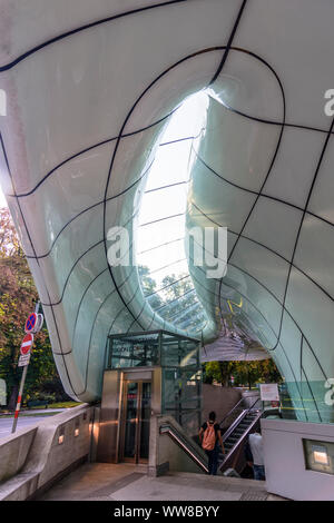 Innsbruck, funicolare hybrid funicolare, stazione congresso, architetto Zaha Hadid, Regione di Innsbruck, in Tirolo, Austria Foto Stock