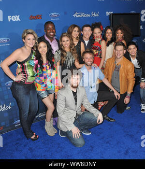 LOS ANGELES, CA. 03 marzo 2011: Top 13 finalisti presso la American Idol finalisti festa al Grove di Los Angeles. © 2011 Paul Smith / Featureflash Foto Stock