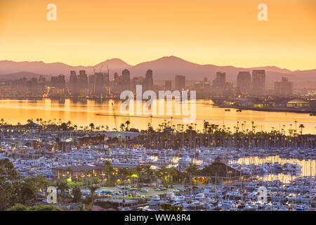 San Diego, California, Stati Uniti d'America cityscape sulla baia. Foto Stock