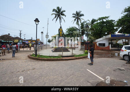 Dayanand Bandodkar rotonda. Spiaggia di Calangute approccio road. Goa nord, Goa, India. Foto Stock