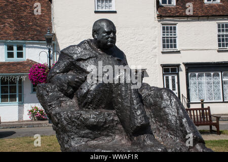 Statua di Sir Winston Churchill, Westerham, Kent. Regno Unito Foto Stock