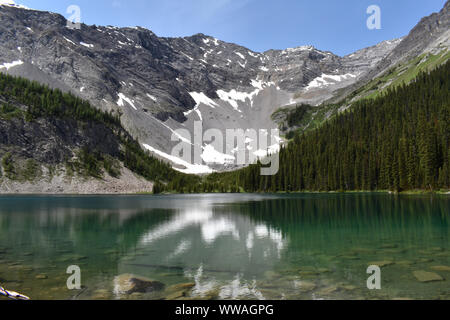 Il Mystic Lake nel Parco Nazionale di Banff, Alberta, Canada Foto Stock