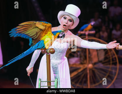 Kiev, Ucraina. Xiv Sep, 2019. Il circo nazionale dell'Ucraina presenta il suo nuovo spettacolo in Kiev, Ucraina, Settembre 14, 2019 Credit: Sergii Kharchenko/ZUMA filo/Alamy Live News Foto Stock