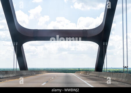 Bay Minette con Interstate Highway road i-65 in Alabama con il generale WK Wilson Jr. ponte mobile bay acqua Foto Stock